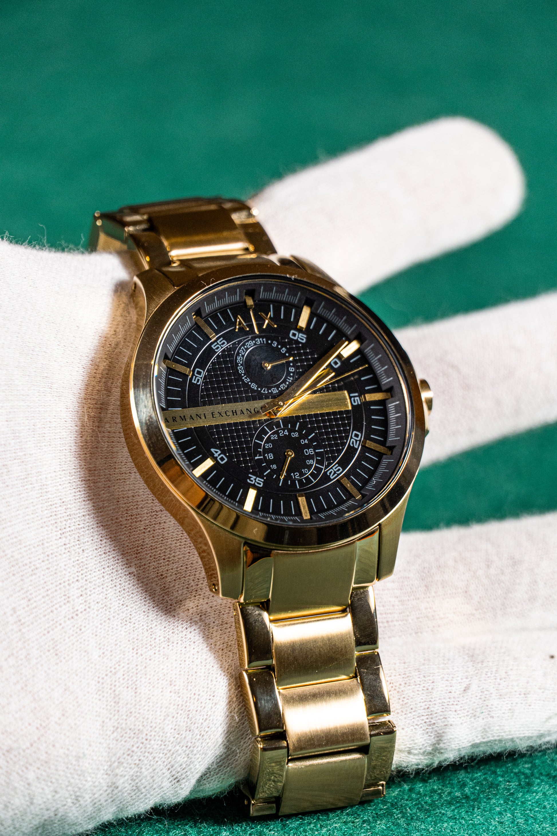 ARMANI EXCHANGE - GOLD TONE BLACK DIAL